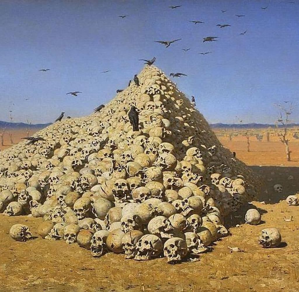 نادرشاه هرمهایی از جمجمه ساخت و گوش رعایا را برید نادرشاه هرمهایی از جمجمه ساخت و گوش رعایا را برید