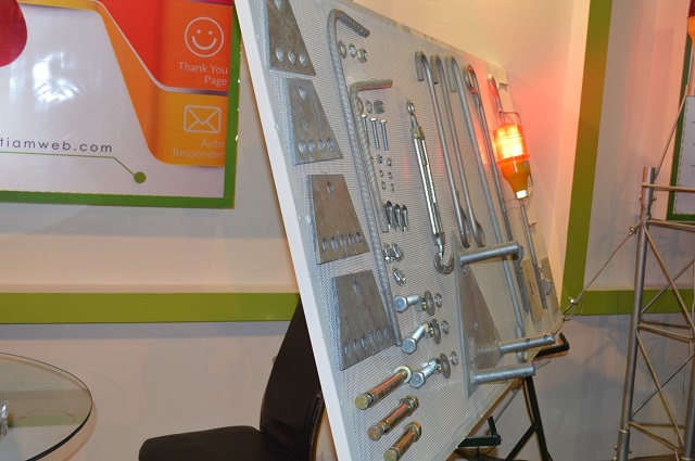 علیرضا پویافر: گزارش اختصاصی دهمین نمایشگاه فناوری اطلاعات استان یزد:سومین روز از کامیتکس یازدهم (3) علیرضا پویافر: گزارش اختصاصی دهمین نمایشگاه فناوری اطلاعات استان یزد:سومین روز از کامیتکس یازدهم (3)