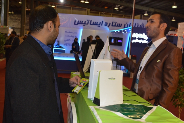 علیرضا پویافر:گزارش اختصاصی یازدهمین نمایشگاه فناوری اطلاعات استان یزد: گفتگوهای کامیتکسی(7)