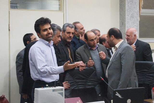 یزد فردا طنز:محمد حسین تقوایی زحمتکش عکس و مکث: با طرح سنگ فرش خیابان قیام یزد جمله بسازید 1 یزد فردا طنز:محمد حسین تقوایی زحمتکش عکس و مکث: با طرح سنگ فرش خیابان قیام یزد جمله بسازید!