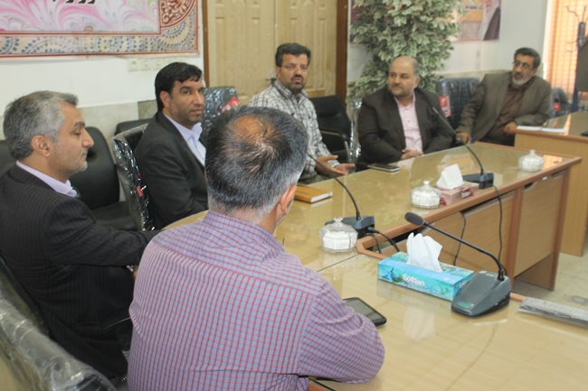 یزد فردا:با حضور مدير كل كميته امداد امام خميني (ره) استان يزد در بخش گاريزات: یزد فردا:با حضور مدير كل كميته امداد امام خميني (ره) استان يزد در بخش گاريزات: