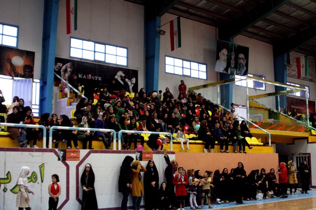 با حضور خبيري؛ كانديداي شوراي شهر همايش بزرگ ورزشي بانوان يزد برگزار شد با حضور خبيري؛ كانديداي شوراي شهر همايش بزرگ ورزشي بانوان يزد برگزار شد