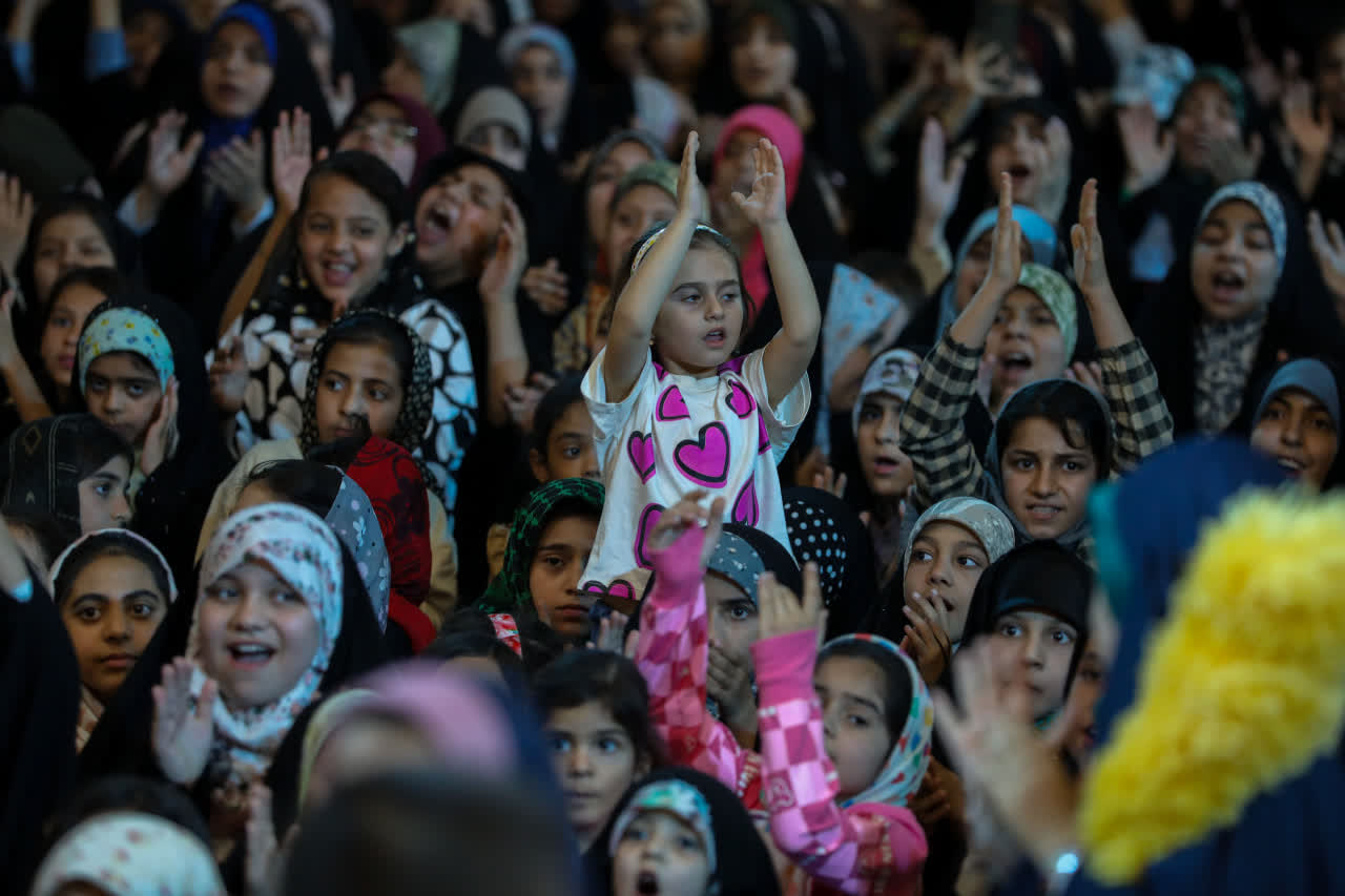 برگزاری اجتماع کودکان قرآنی با عنوان بابای جان در یزد