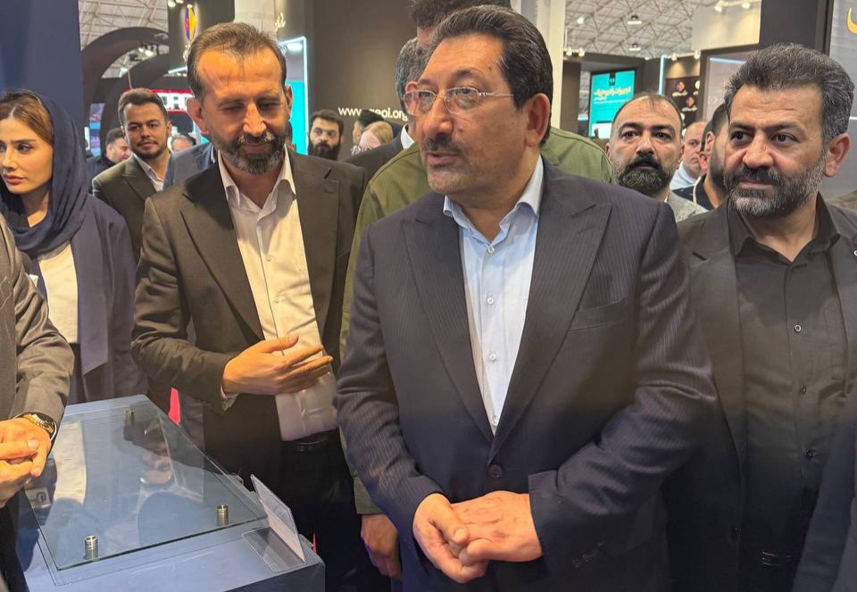 ببینید| بازدید وزیر صمت از غرفه چادرملو در متافو تبریز