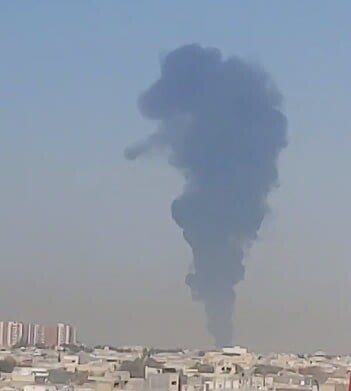 تصادف زنجیره‌ای و انفجار تانکر سوختی در محور کنار شهرک صنعتی یزد