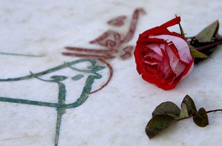 مقبره شهید گمنام در پارک غدیر میبد کی ساخته می‌شود؟