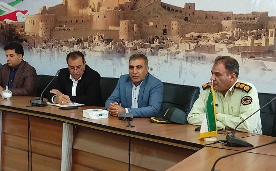 فرماندار بم خواستار همکاری کشاورزان در زمینه مصرف آب شد