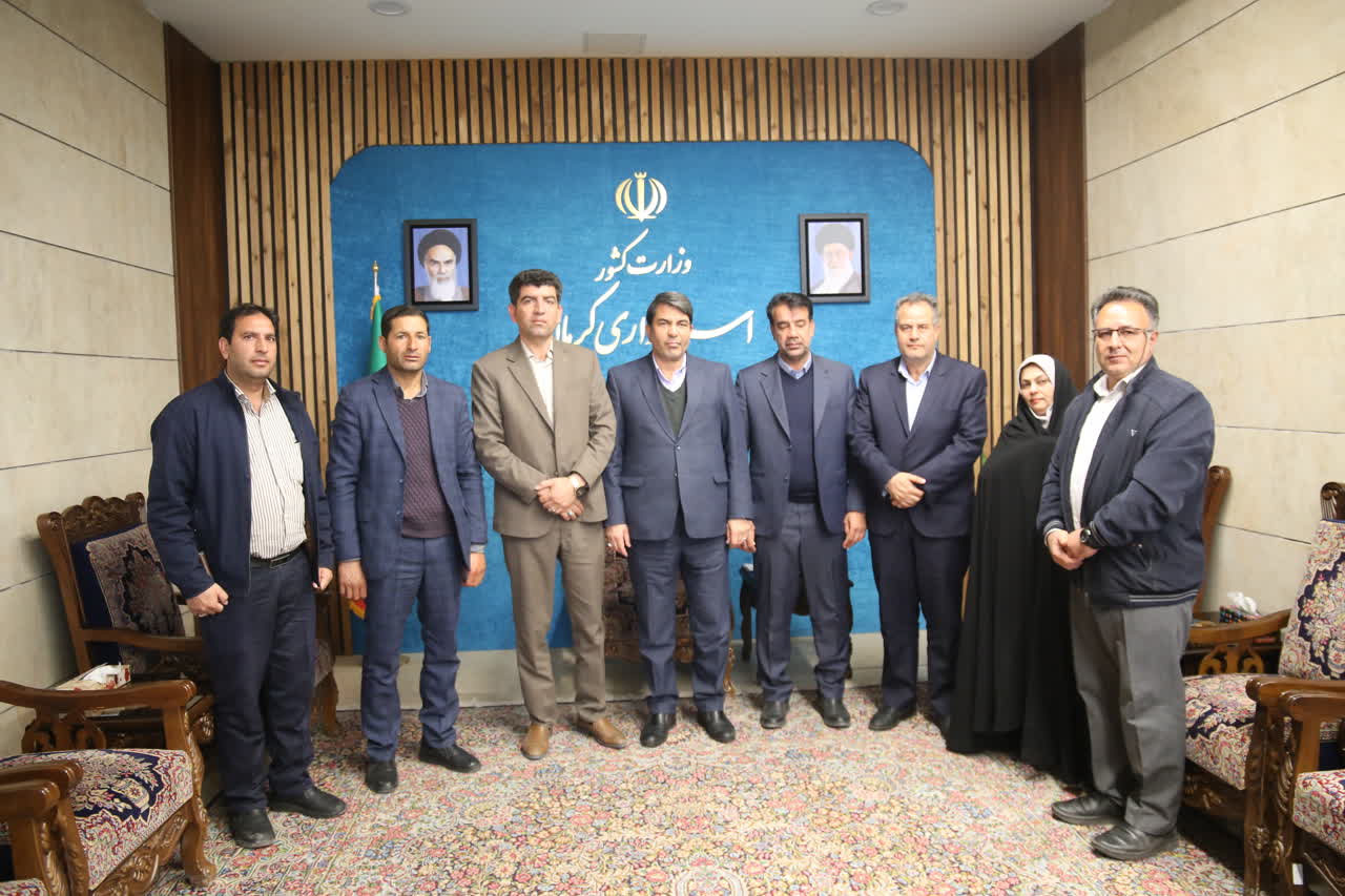 شوراهای اسلامی بهترین بازوی مشورتی برای استاندار و دستگاه‌های استانی/ شوراها باید به جایگاه واقعی خود برسند