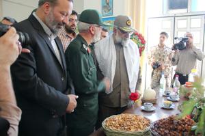 گزارش تصویری بازدید رییس بسیج مستضعفین کشور، فرمانده سپاه الغدیر یزد و فرماندار تفت از نمایشگاه دستاوردهای اقتصاد مقاومتی در حوزه کشاورزی تفت