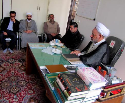 دیدار مدیر و کارکنان کمیته امداد امام خمینی ره با امام جمعه بهاباد