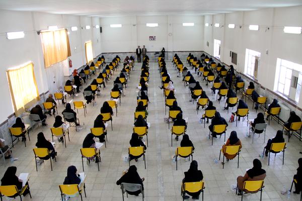 بازدید  فرماندار ویژه شهرستان طبس و مدیران آموزش وپرورش شهرستان از محل برگزاری کنکور سراسری 