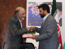 گزارش و گزارش تصویری :مدیرکل ارشاد در مراسم تقدیر از رسانه های فعال در اطلاع رسانی اخبار دهه فجر : با فرهنگ سازی و به مرور زمان، سایت ها نیز به جمع خانواده ها خواهند پیوست گزارش و گزارش تصویری :مدیرکل ارشاد در مراسم تقدیر از رسانه های فعال در اطلاع رسانی اخبار دهه فجر : با فرهنگ سازی و به مرور زمان، سایت ها نیز به جمع خانواده ها خواهند پیوست