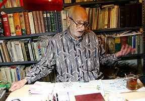 نخستین مجموعه از نامه های مهدی آذریزدی منتشر می شود نخستین مجموعه از نامه های مهدی آذریزدی منتشر می شود