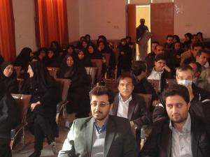 مسئول روابط عمومی دانشگاه علوم پزشکی یزد اطلاع رسانی هوشمندانه در زمینه بهداشت و درمان راهکار ارتقاء بهداشت و درمان است مسئول روابط عمومی دانشگاه علوم پزشکی یزد اطلاع رسانی هوشمندانه در زمینه بهداشت و درمان راهکار ارتقاء بهداشت و درمان است