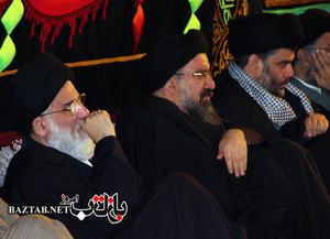 مقتدی صدر کنار هاشمی شاهرودی، احمد خاتمی و علی خمینی (عکس)