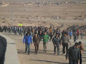  همایش بزرگ پیاده روی خانوادگی در شهرستان میبد برگزار شد