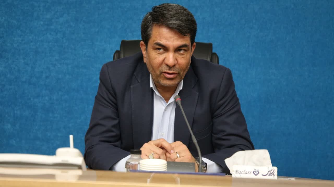 نباید در هیات‌های گزینش نگاه سیاسی وجود داشته باشد