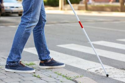 عینک هوشمند برای نابینایان؛ گامی بزرگ به‌سوی استقلال بیشتر